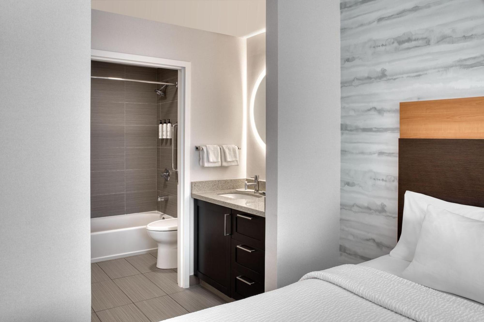 Towneplace Suites By Marriott Бельвиль Экстерьер фото